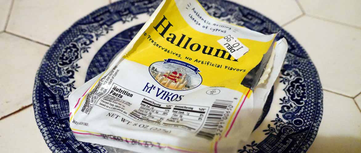 Halloumi cheese on plate