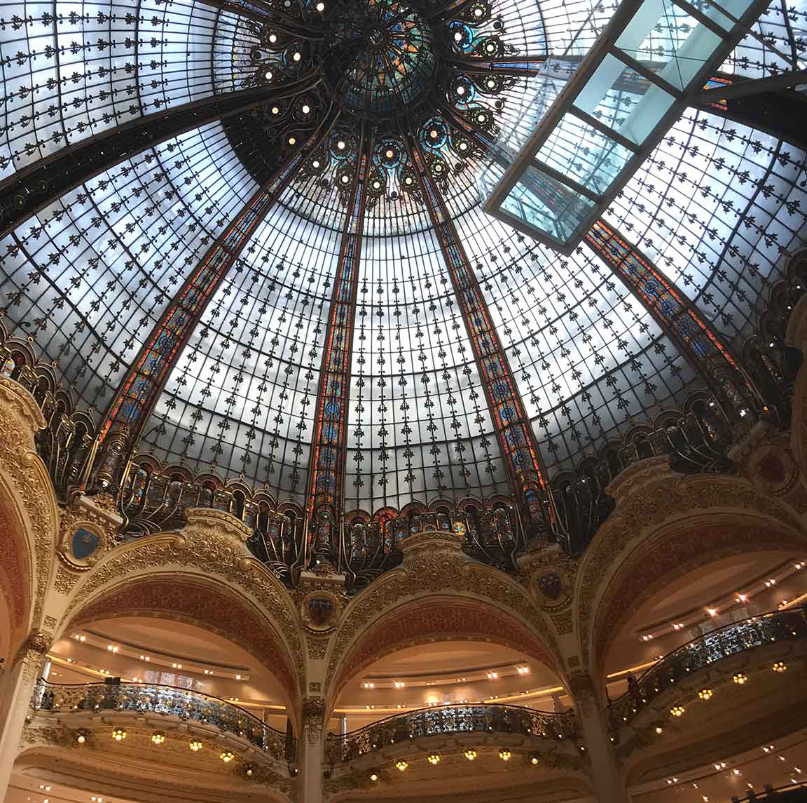 Galleries Lafayette ceiling